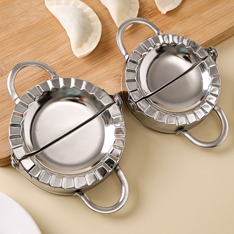 Stampo per Ravioli in Acciaio  - Gyoza Dumpling Maker recensione e prezzo
